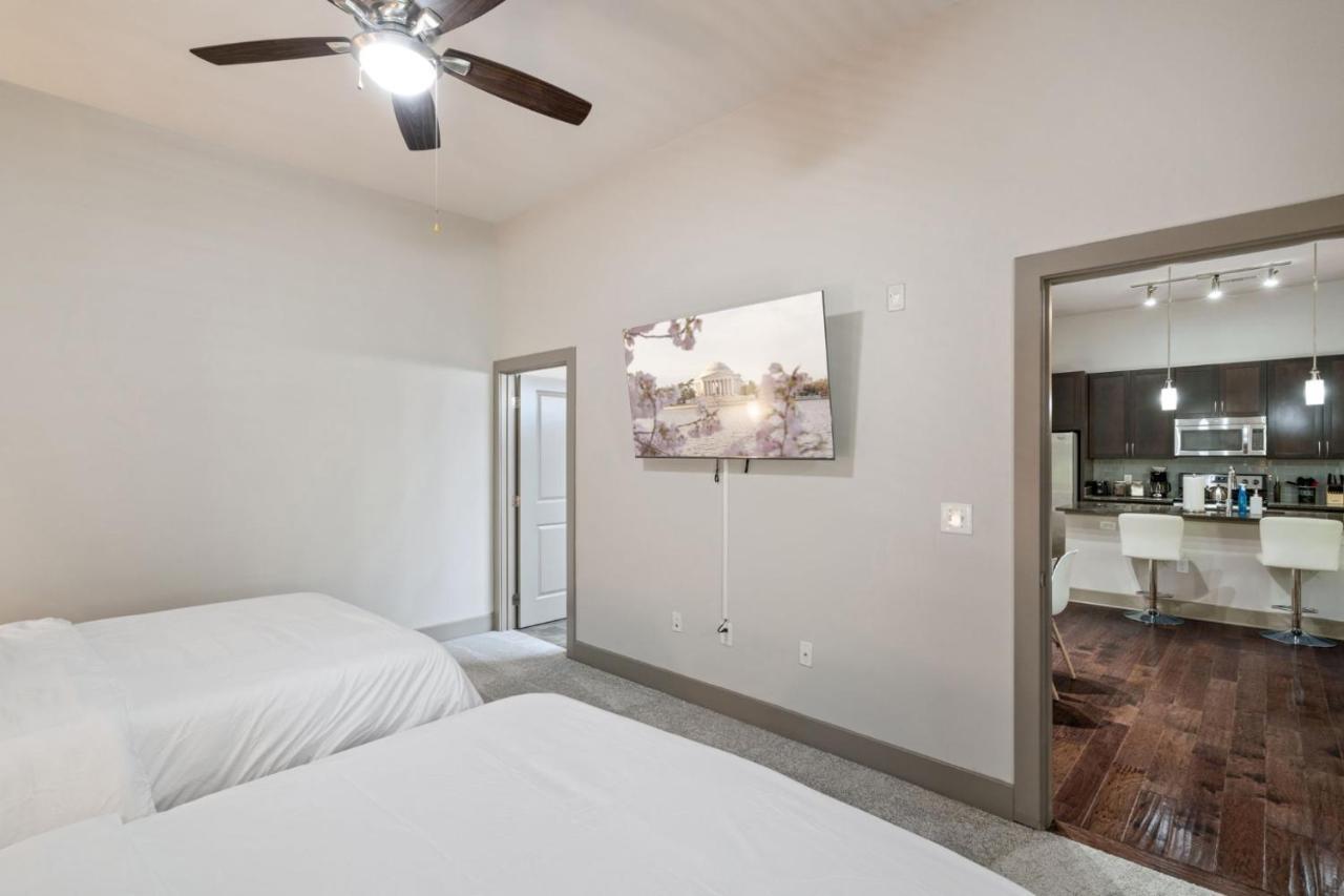 شقة Grand Luxury Premium Vaulted Ceilings وودبريدج المظهر الخارجي الصورة